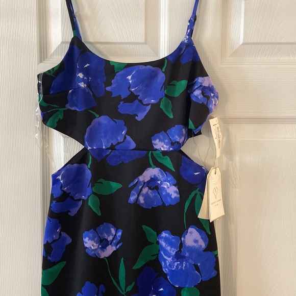 LOVE & PIECES DRESS size M length 42” bust 30” brand new with tag - Picture 2 of 16